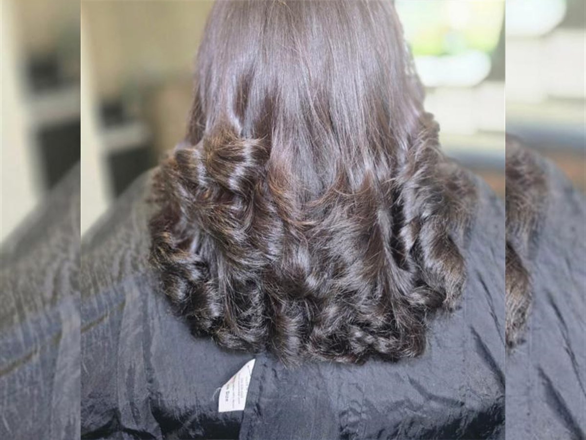 Short layered curls finish